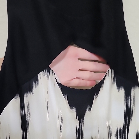 Silence + Noise Large Black And Cream Dress - Picture 7 of 10